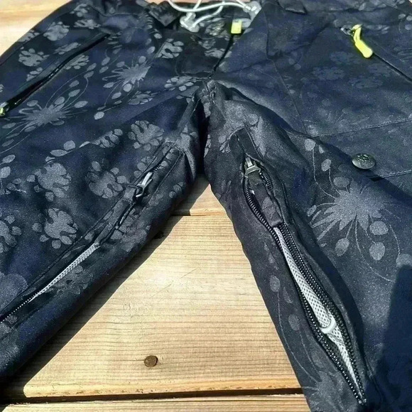 Liquid Skiing Boarding Waterproof Pants - Picture 6 of 15